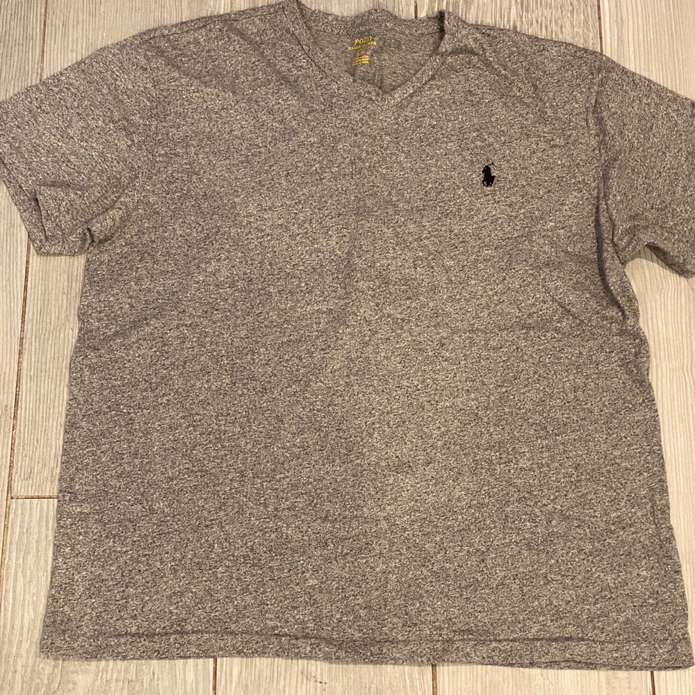 BUNDLE OF 5 Ralph Lauren v neck t shirts